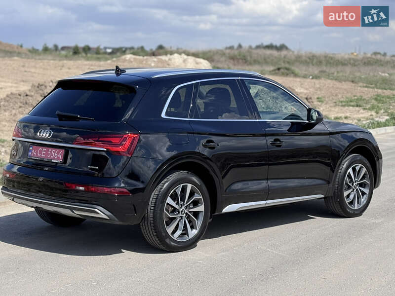 Позашляховик / Кросовер Audi Q5 2020 в Рівному