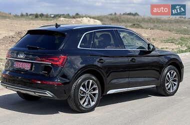 Внедорожник / Кроссовер Audi Q5 2020 в 