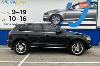 Внедорожник / Кроссовер Audi Q5 2015 в 