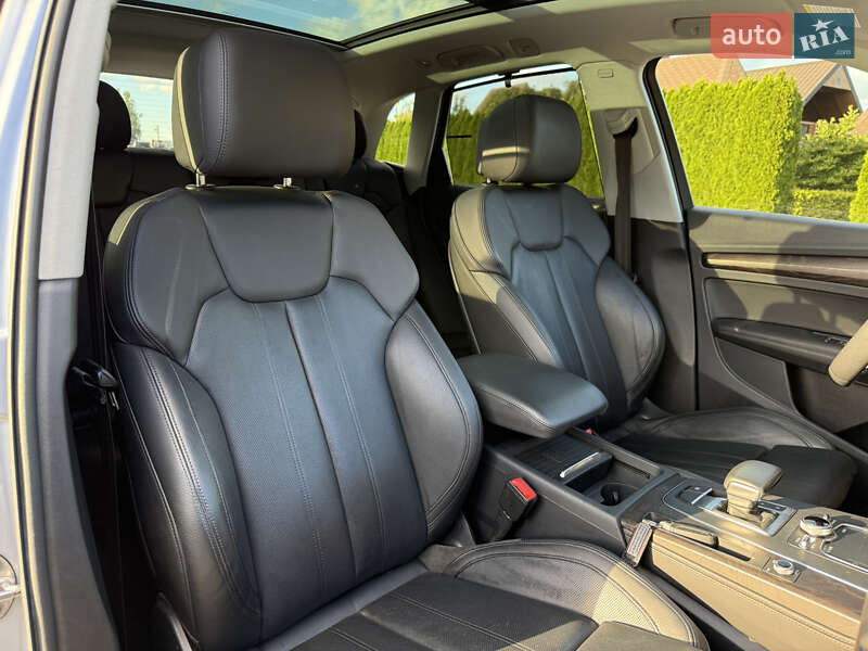 Внедорожник / Кроссовер Audi Q5 2018 в Стрые