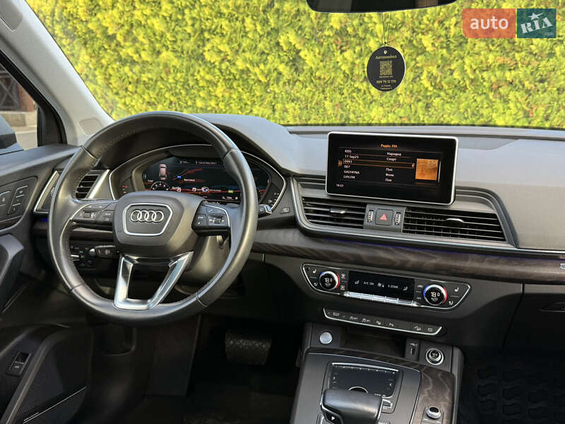 Внедорожник / Кроссовер Audi Q5 2018 в Стрые