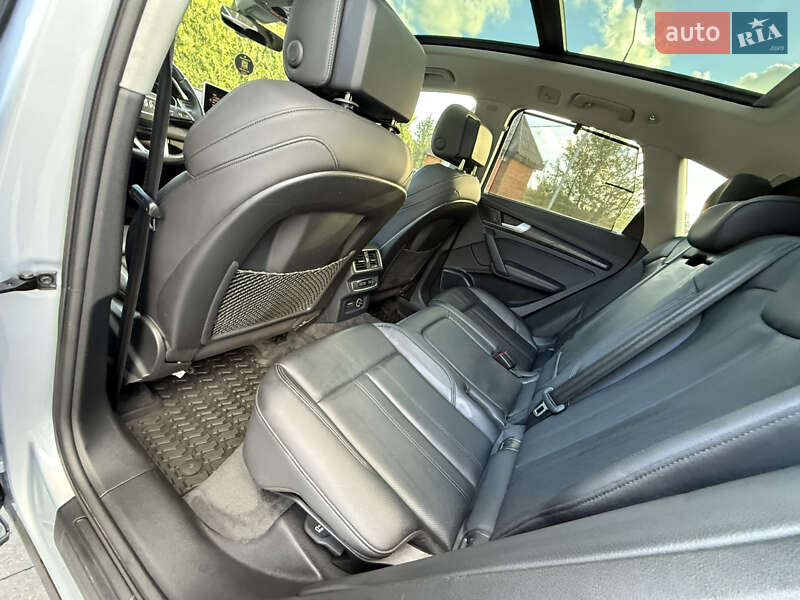 Внедорожник / Кроссовер Audi Q5 2018 в Стрые