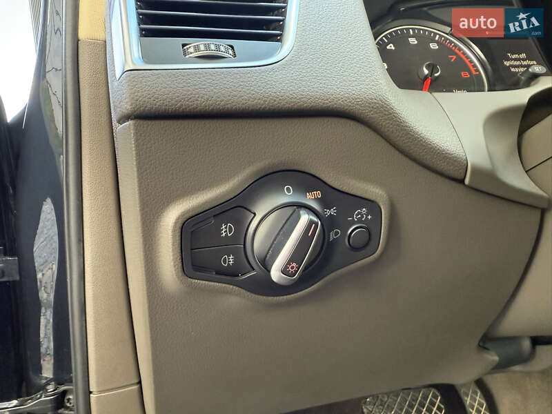 Внедорожник / Кроссовер Audi Q5 2015 в Стрые
