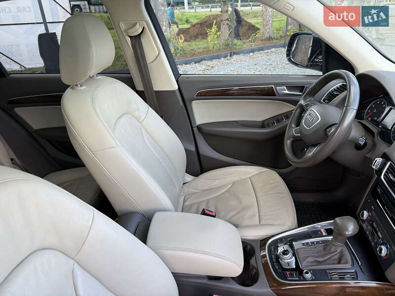 Внедорожник / Кроссовер Audi Q5 2015 в Стрые