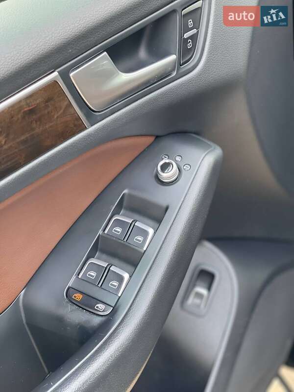 Внедорожник / Кроссовер Audi Q5 2014 в Киеве