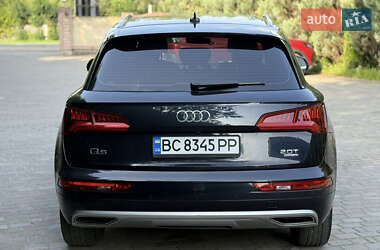Внедорожник / Кроссовер Audi Q5 2017 в 
