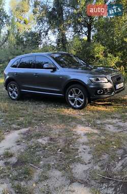 Внедорожник / Кроссовер Audi Q5 2012 в 