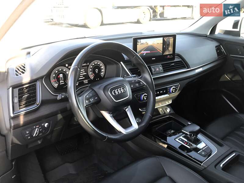 Позашляховик / Кросовер Audi Q5 2022 в Києві