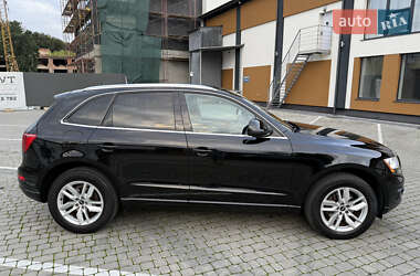Позашляховик / Кросовер Audi Q5 2011 в 