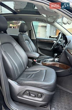 Позашляховик / Кросовер Audi Q5 2011 в 