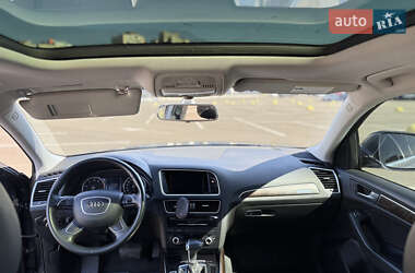 Внедорожник / Кроссовер Audi Q5 2016 в 