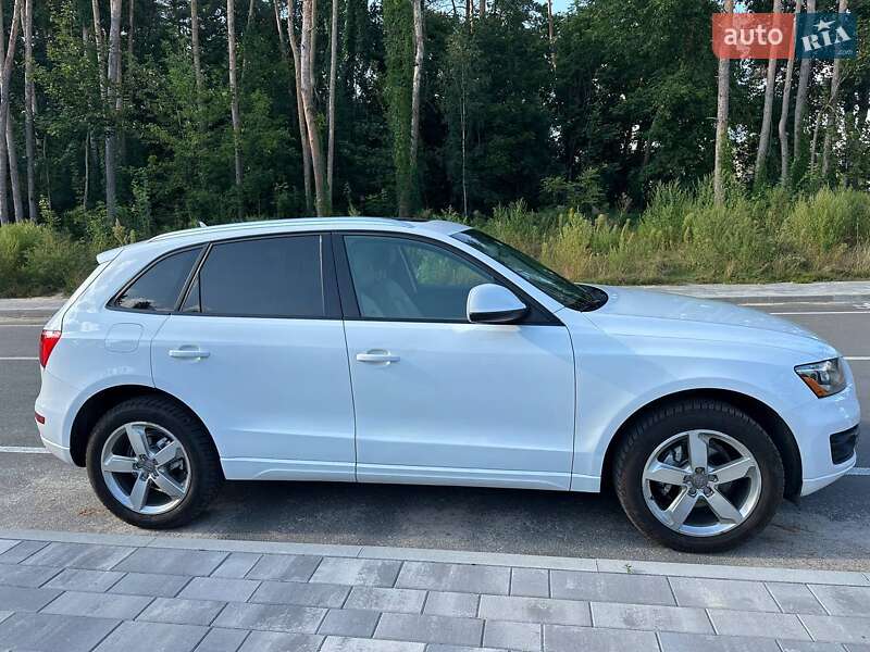 Внедорожник / Кроссовер Audi Q5 2012 в Житомире