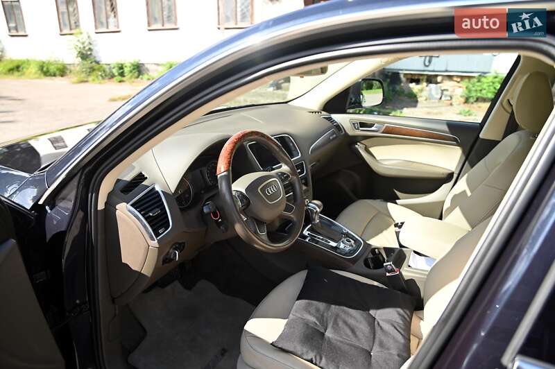 Внедорожник / Кроссовер Audi Q5 2016 в Дубно