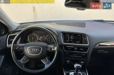 Позашляховик / Кросовер Audi Q5 2015 в 