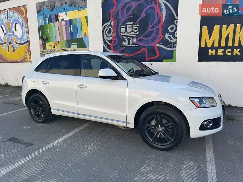 Позашляховик / Кросовер Audi Q5 2015 в Львові фото 3 Позашляховик / Кросовер Audi Q5 2015 в Львові