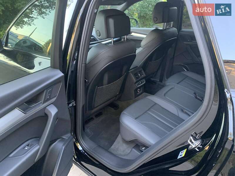 Внедорожник / Кроссовер Audi Q5 2020 в Львове фото 26 Внедорожник / Кроссовер Audi Q5 2020 в Львове