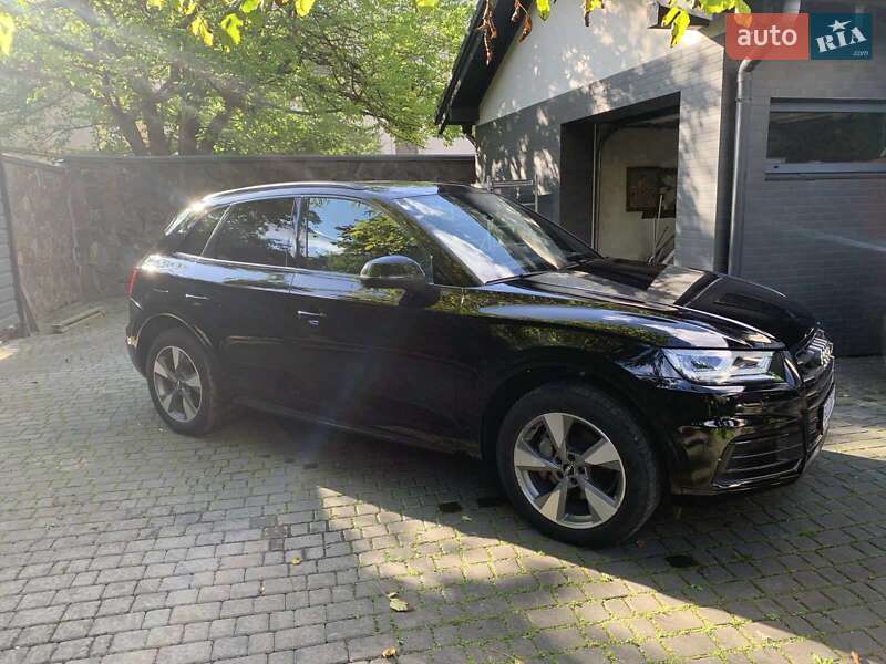Внедорожник / Кроссовер Audi Q5 2020 в Львове фото 3 Внедорожник / Кроссовер Audi Q5 2020 в Львове