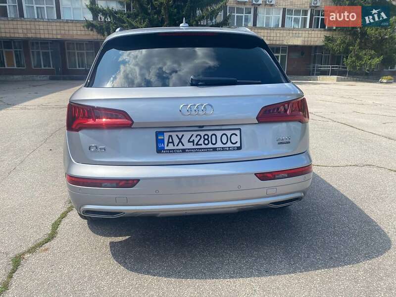 Внедорожник / Кроссовер Audi Q5 2018 в Харькове