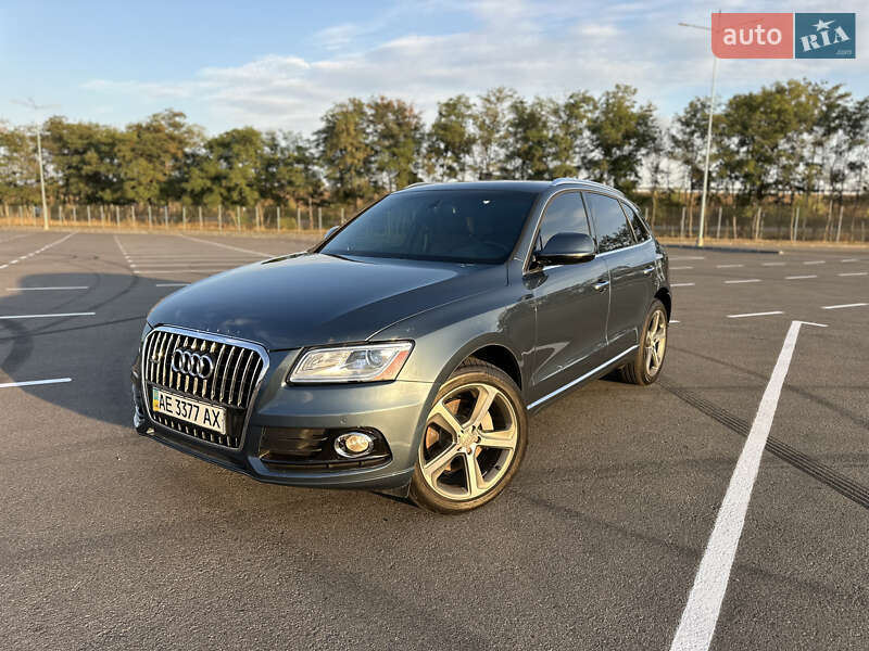 Позашляховик / Кросовер Audi Q5 2015 в Дніпрі