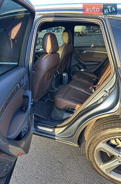 Внедорожник / Кроссовер Audi Q5 2015 в 