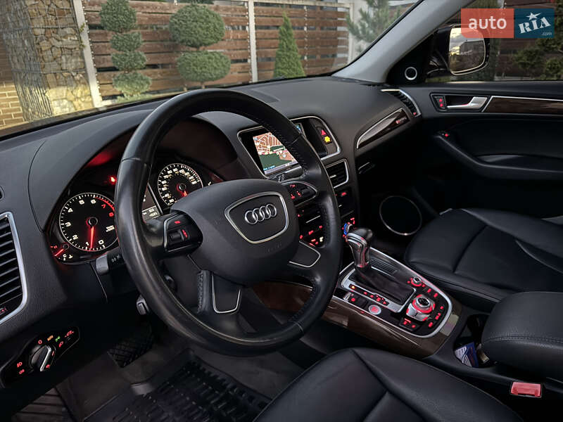 Позашляховик / Кросовер Audi Q5 2016 в Стрию