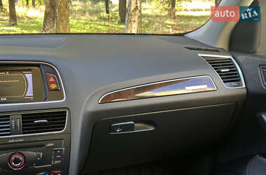 Внедорожник / Кроссовер Audi Q5 2012 в 