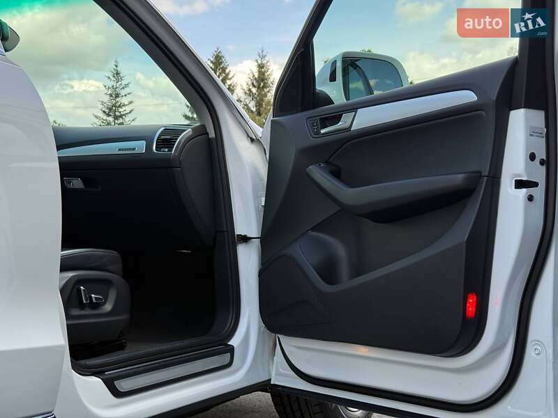 Внедорожник / Кроссовер Audi Q5 2014 в Ровно