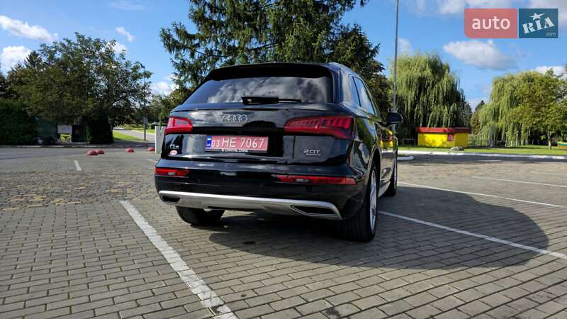 Внедорожник / Кроссовер Audi Q5 2018 в Луцке