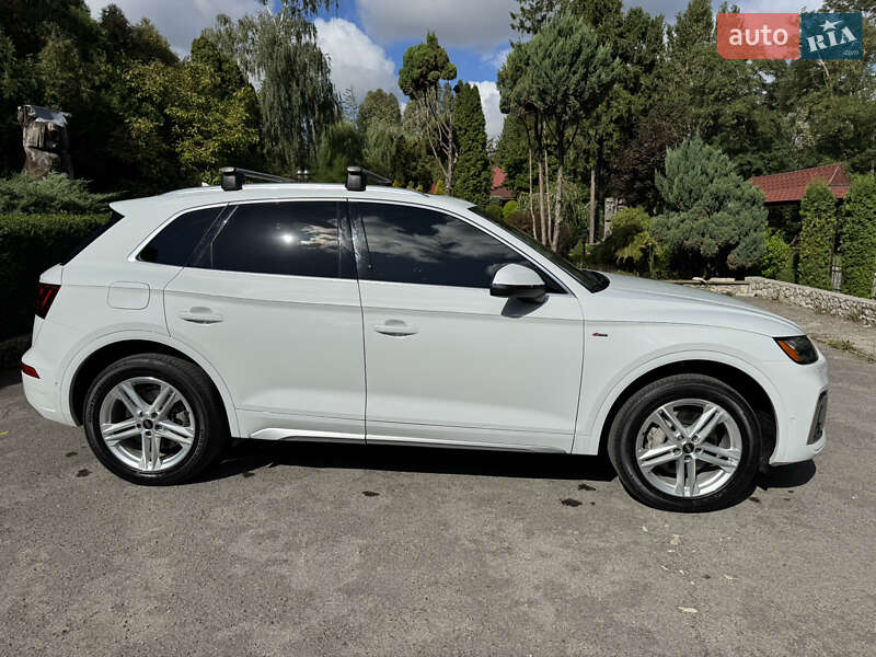 Внедорожник / Кроссовер Audi Q5 2020 в Тернополе