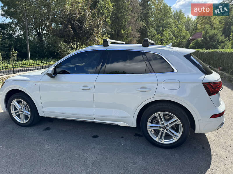 Внедорожник / Кроссовер Audi Q5 2020 в Тернополе