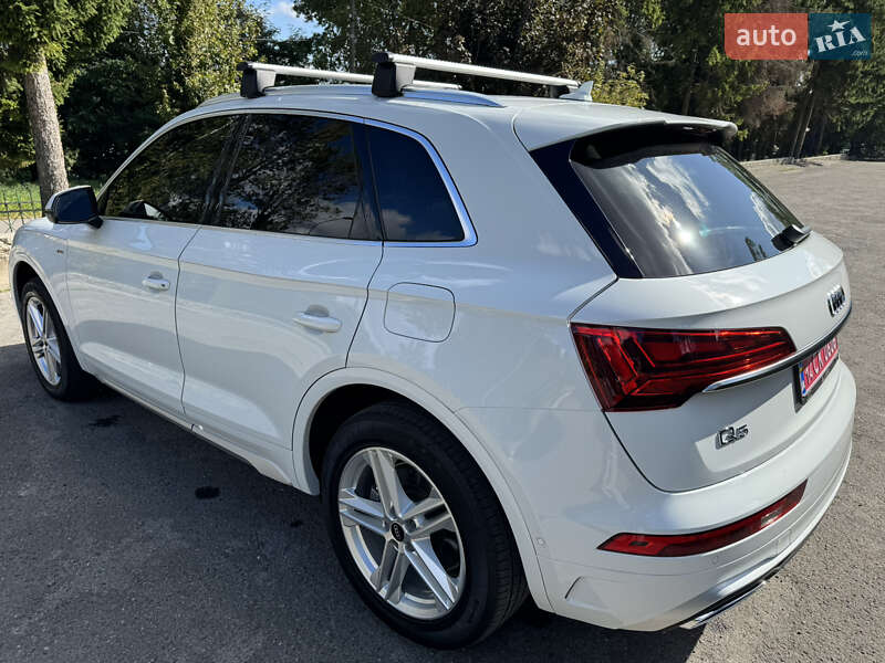 Внедорожник / Кроссовер Audi Q5 2020 в Тернополе