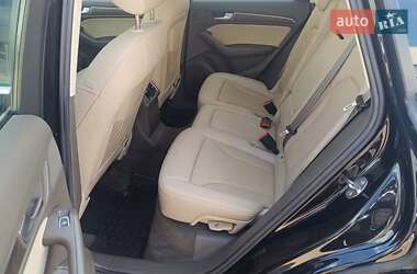 Позашляховик / Кросовер Audi Q5 2013 в 