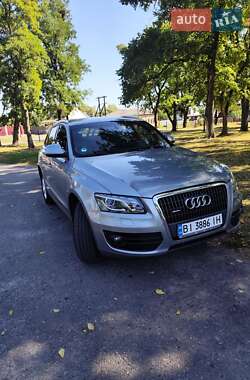 Позашляховик / Кросовер Audi Q5 2011 в 