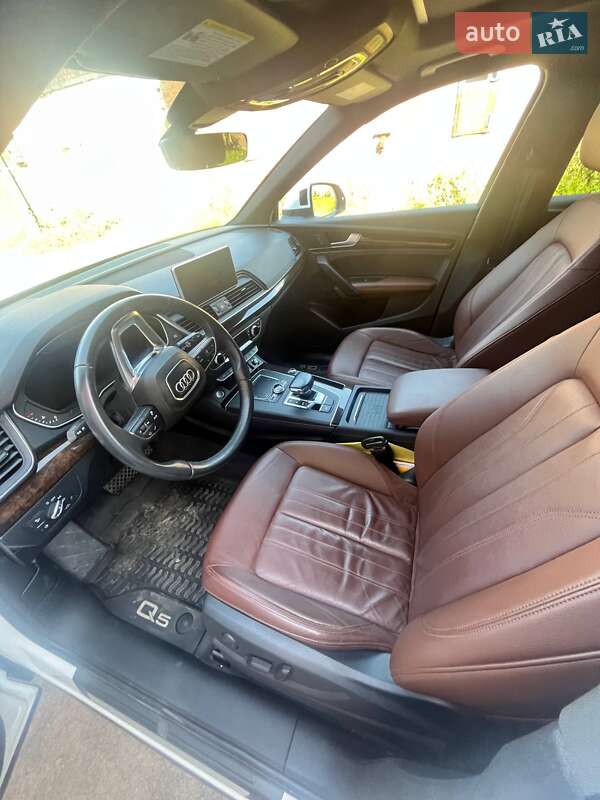 Позашляховик / Кросовер Audi Q5 2018 в Здолбуніві