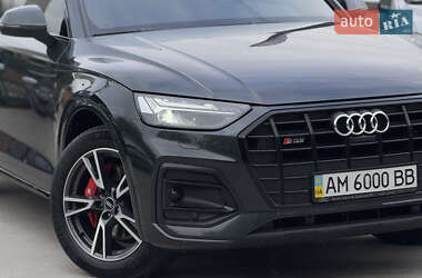 Внедорожник / Кроссовер Audi Q5 2021 в 