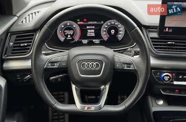 Внедорожник / Кроссовер Audi Q5 2021 в 