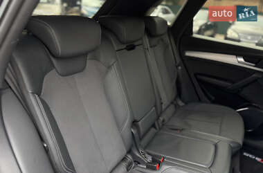 Внедорожник / Кроссовер Audi Q5 2021 в 