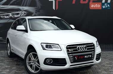 Позашляховик / Кросовер Audi Q5 2017 в 