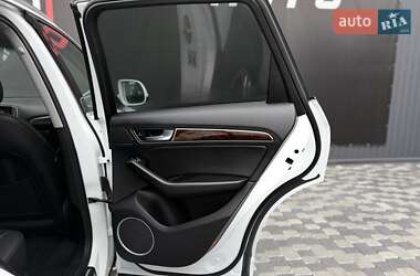 Позашляховик / Кросовер Audi Q5 2017 в 