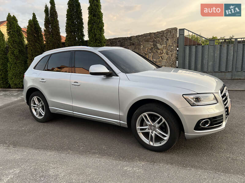 Внедорожник / Кроссовер Audi Q5 2014 в Самборе