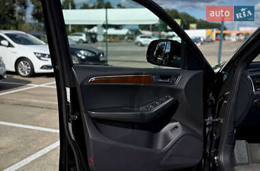 Внедорожник / Кроссовер Audi Q5 2011 в 