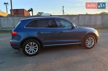 Позашляховик / Кросовер Audi Q5 2016 в 
