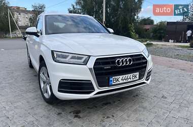 Внедорожник / Кроссовер Audi Q5 2018 в Здолбунове