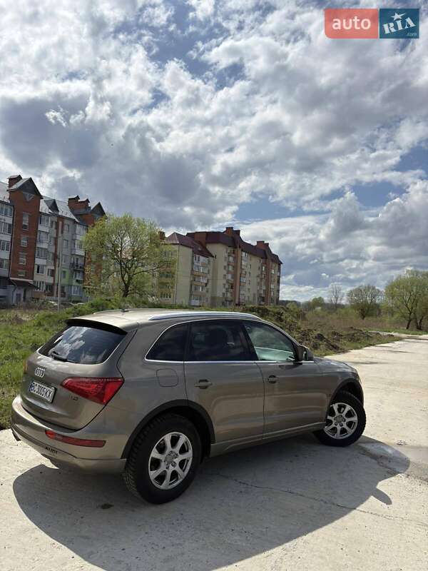 Внедорожник / Кроссовер Audi Q5 2009 в Дрогобыче