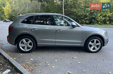 Внедорожник / Кроссовер Audi Q5 2011 в 