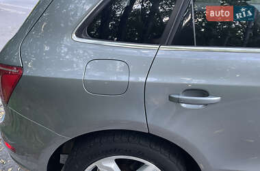 Внедорожник / Кроссовер Audi Q5 2011 в 