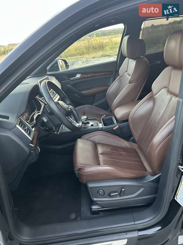 Позашляховик / Кросовер Audi Q5 2017 в Києві