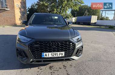 Позашляховик / Кросовер Audi Q5 2021 в 