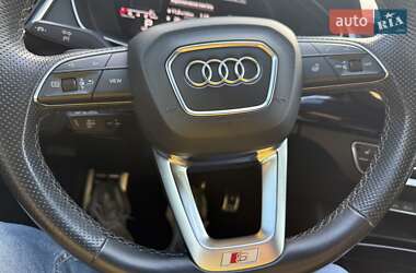 Позашляховик / Кросовер Audi Q5 2021 в 