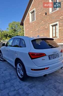 Внедорожник / Кроссовер Audi Q5 2015 в 